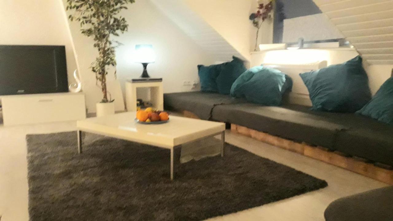 Private House Ferienhaus Köln